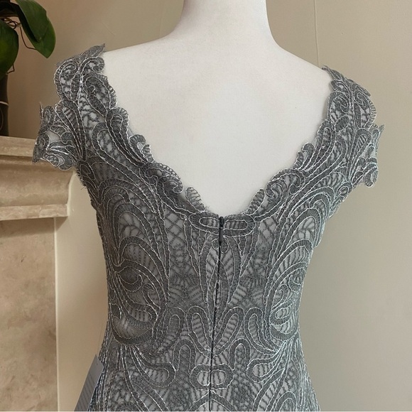 TADASHI SHOJI Silver Gray Embroidered Corded Lace Cold Shoulder Sheath Dress 4 - Picture 10 of 16